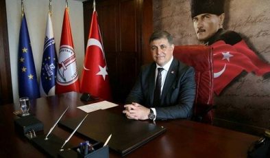 CHP’nin İzmir adayı Cemil Tugay oldu (Cemil Tugay kimdir?)