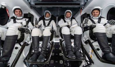 İlk türk astronot Gezeravcı uzayda:  Siyasilerden tebrik mesajları