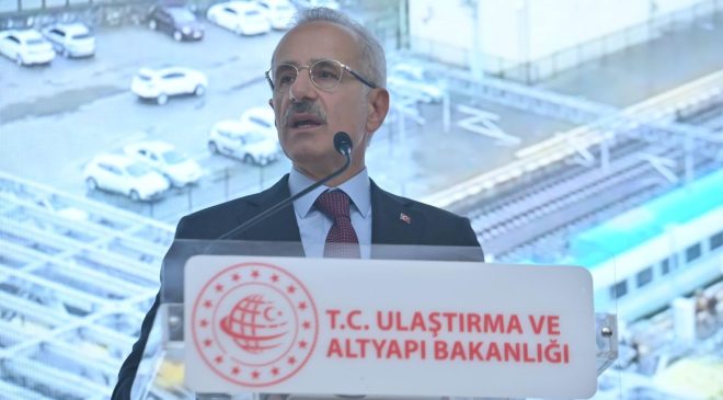 Bakan Uraloğlu: Trenler için yerli ve milli sinyalizasyon sistemi üretilecek