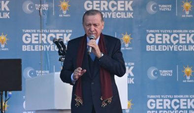 Cumhurbaşkanı Erdoğan’dan muhalefete eleştiri: Kimin kiminle yürüdüğü, kimin kime borçlandığı muamma