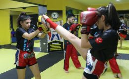 Diyarbakır’da kadın kick boksçular Dünya Kupası’na hazırlanıyor