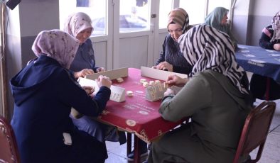 Senede bir gün bu köyde erkeklerin sokağa çıkması yasak!