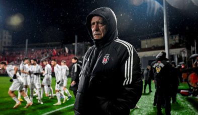 Beşiktaş, Fernando Santos ile gol yollarında etkisiz kaldı