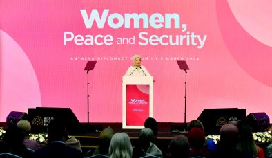 Emine Erdoğan: Kadınların dahil edilmediği bir barış sürecinin başarıyla sonuçlanması beklenemez