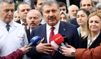 Bakan Koca tarih vererek duyurdu: MHRS randevularına düzenleme geliyor