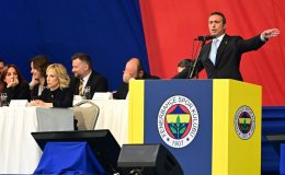 Fenerbahçe’de tarihi kongre | Ali Koç: Ligden çekilme opsiyonumuzu masadan kaldırıyoruz