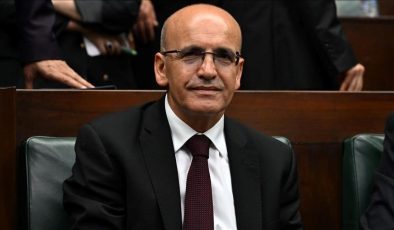 Bakan Şimşek: Türkiye gelişmekte olan çoğu ülkeye göre çok daha iyi bir hikayeye sahip