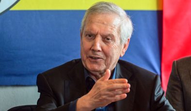 Aziz Yıldırım’dan Beşiktaş’a Jose Mourinho tepkisi: 12’ye anlaşsınlar getirsinler