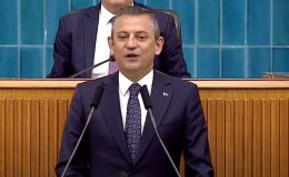 CHP lideri Özgür Özel’den adaylık tartışması uyarısı: Hiçbir arkadaşımın tartışmaya dahil olmasını doğru bulmam