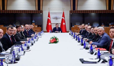 Cumhurbaşkanı Yardımcısı Yılmaz: 30’un üzerinde yeni yapay zeka eylemi hayata geçirilecek