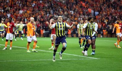 Fenerbahçe, derbi zaferiyle şampiyonluk yarışına ‘devam’ dedi