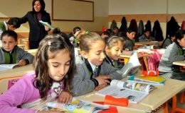 20 milyon öğrenci için cuma günü tatil zili çalacak (Okullar ne zaman açılacak?)