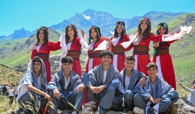 Çukurca ev sahipliği yaptığı festivalle şenlendi