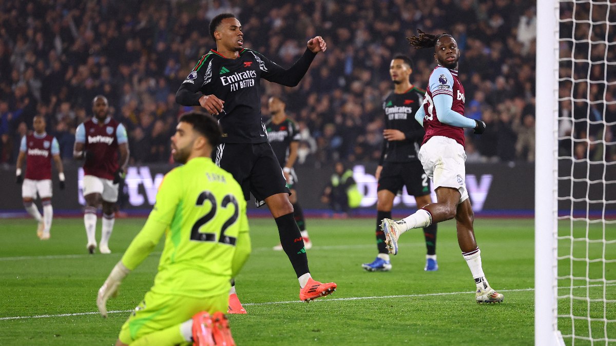 Arsenal, 7 gollü maçta West Ham United’ı devirdi